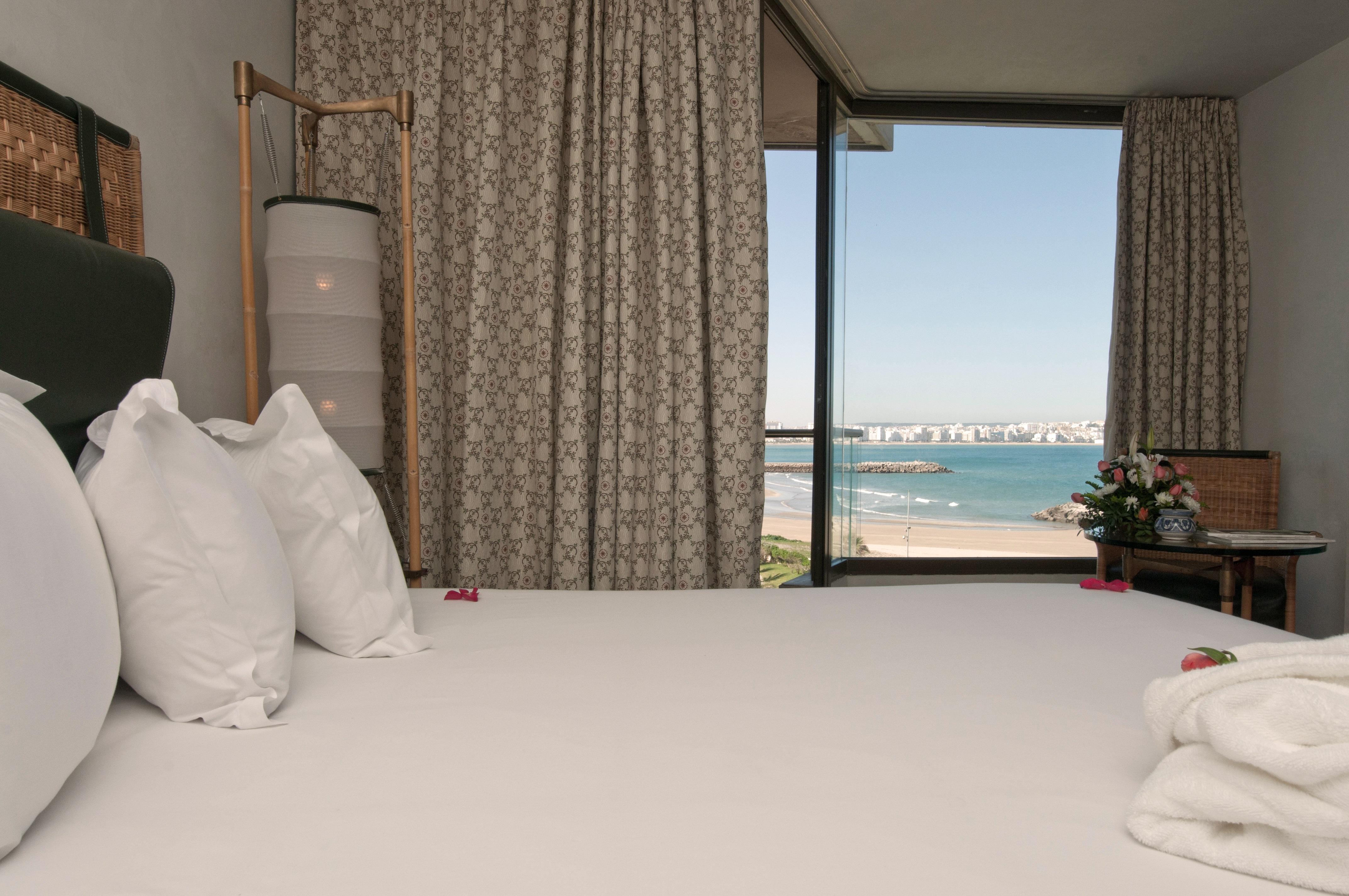 Moevenpick Hotel & Casino Malabata Tanger Exterior foto A room at the hotel
