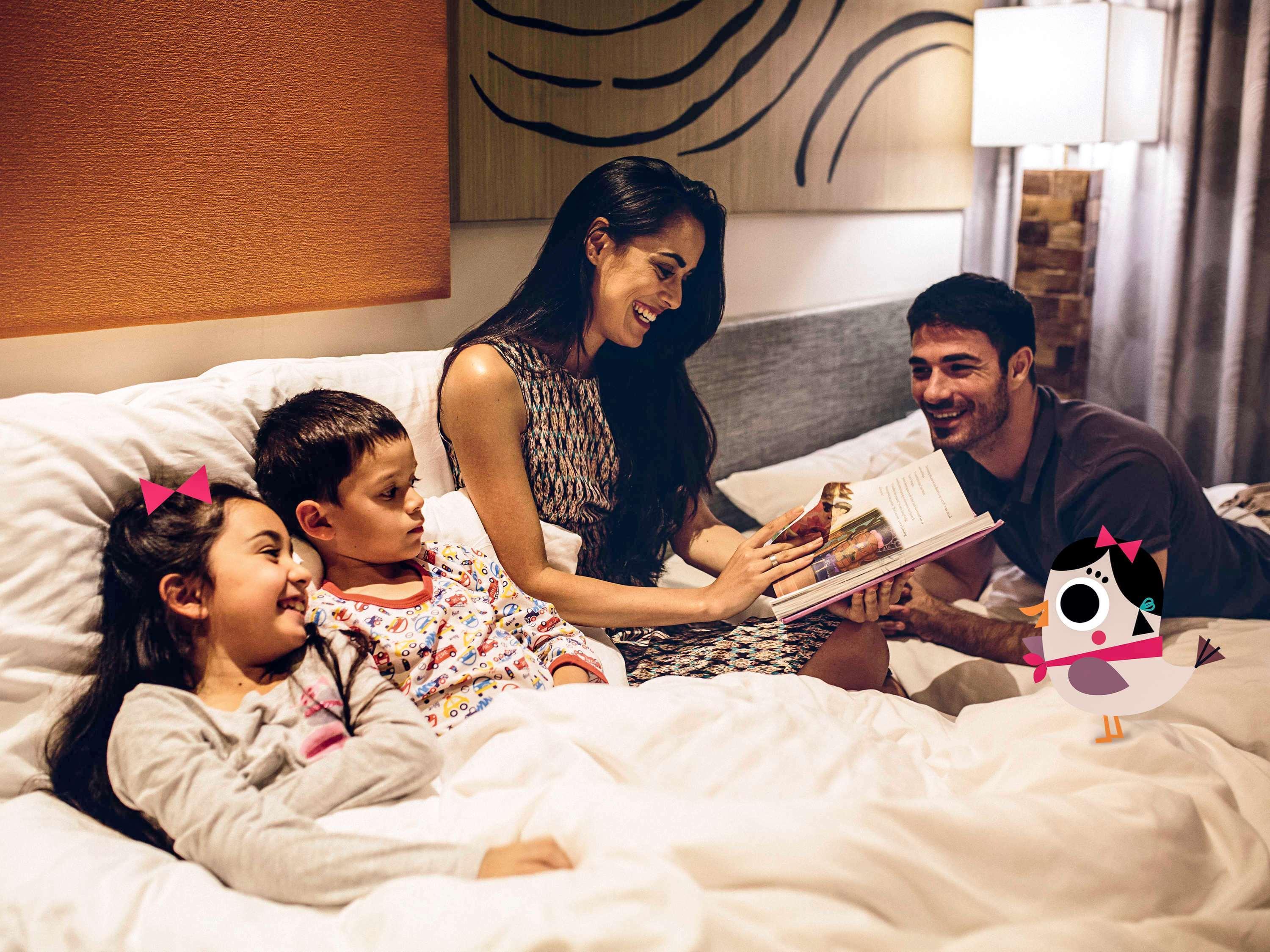 Moevenpick Hotel & Casino Malabata Tanger Exterior foto Family at the hotel
