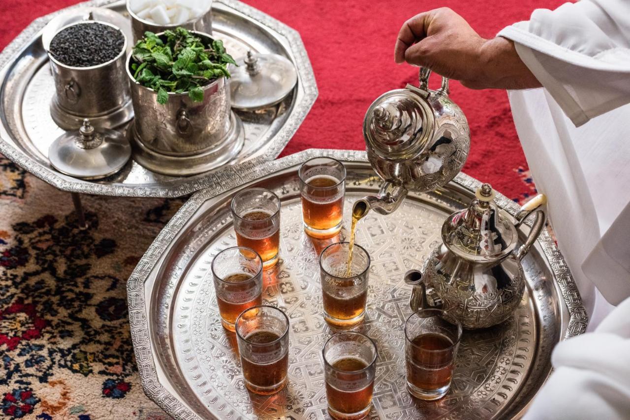 Moevenpick Hotel & Casino Malabata Tanger Exterior foto Moroccan mint tea